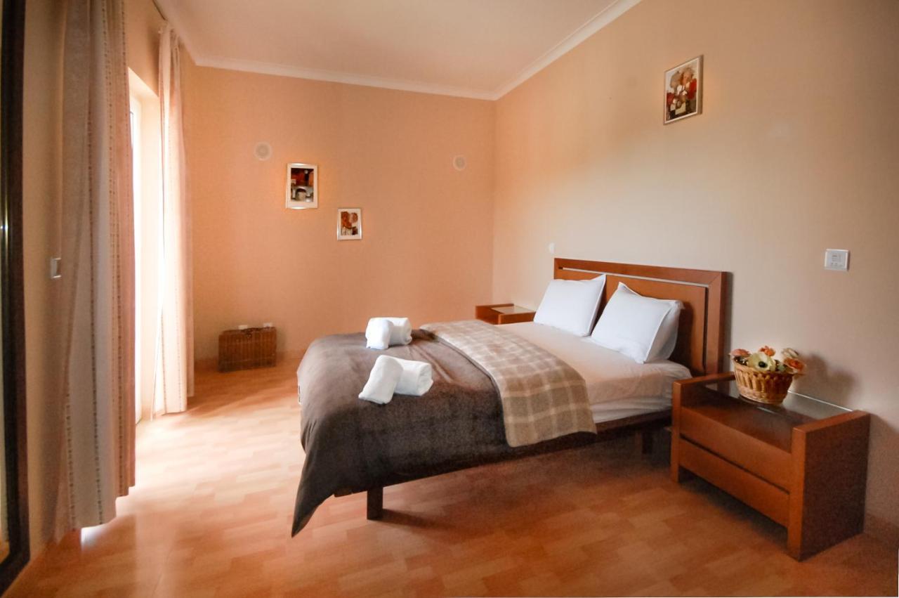 Villa Alice - Free Wifi & Air Co & Swimming Pool - By Bedzy Албуфейра Екстериор снимка
