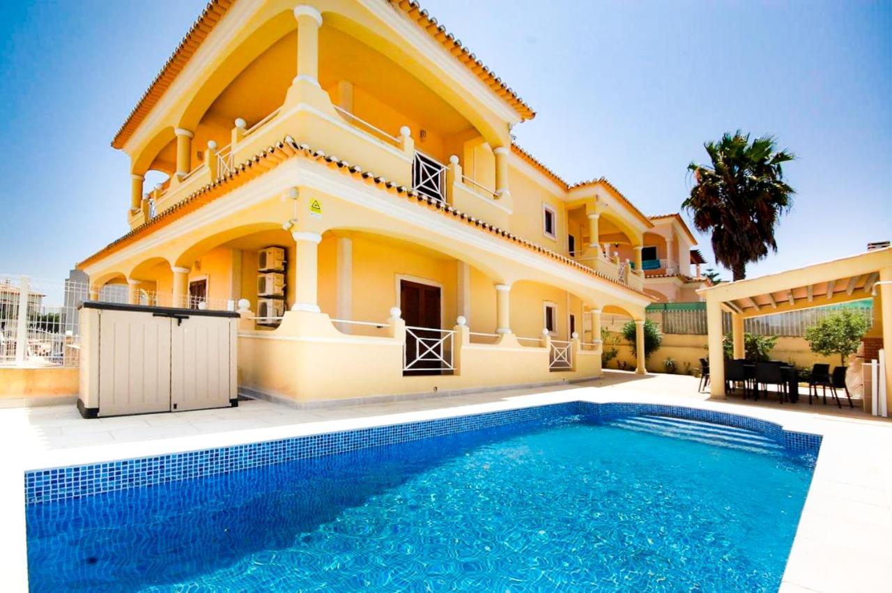 Villa Alice - Free Wifi & Air Co & Swimming Pool - By Bedzy Албуфейра Екстериор снимка